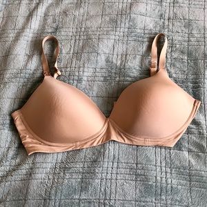 A Pea in the Pod Nursing Bra - 38DD